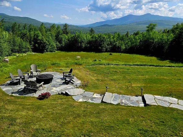 $1,649,000 | 365 Tunnel Stream Road, Benton, NH 03785