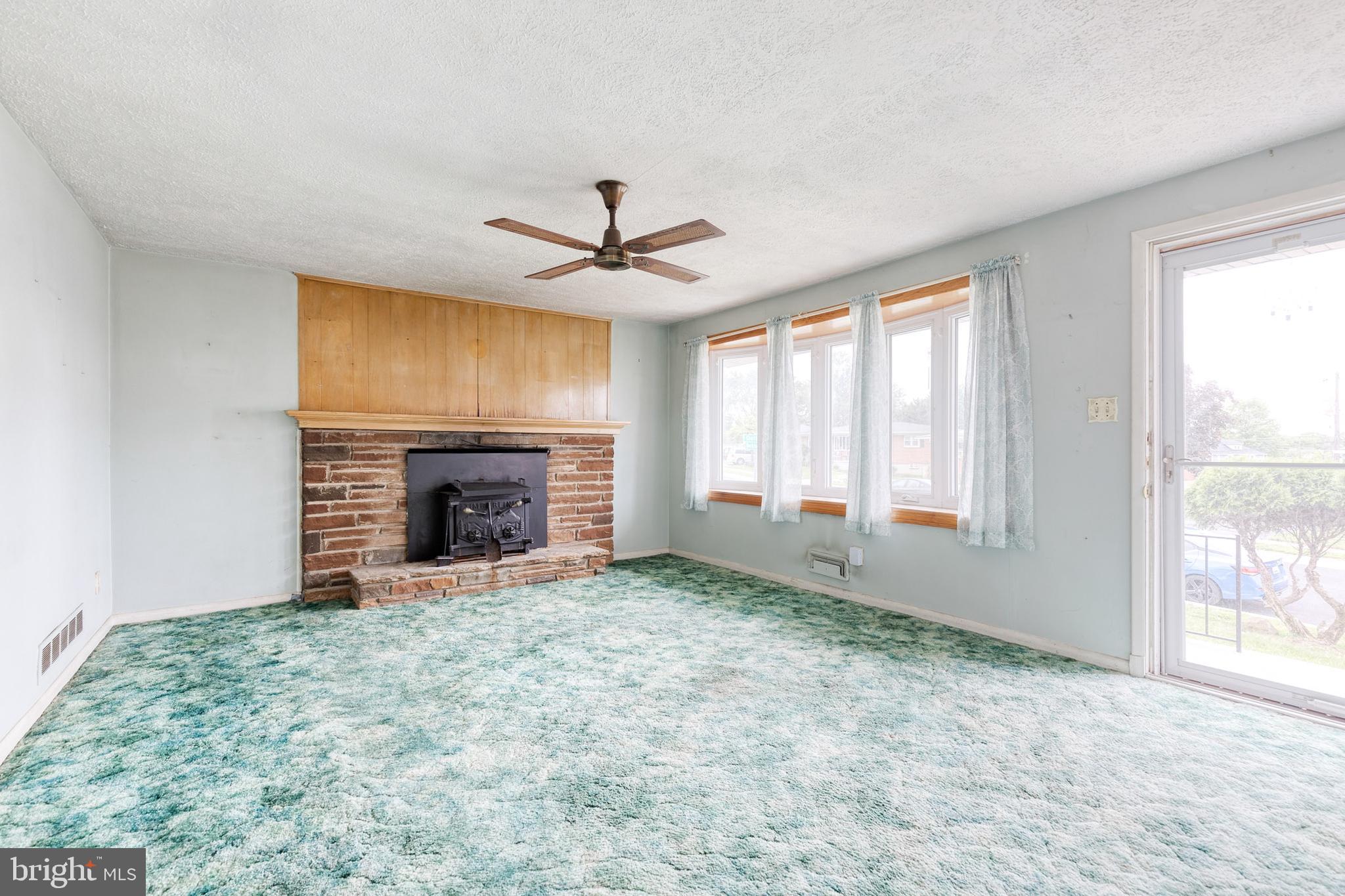 8306 Berkfield Road Baltimore, MD 21237 - Photo 5 of 26