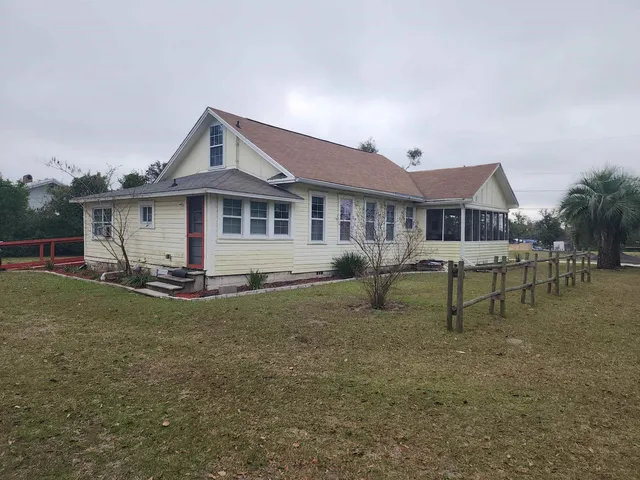 $179,900 | 135 Southeast Oak Street, Madison, FL 32340