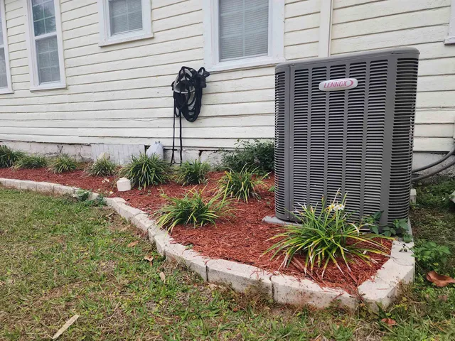 $179,900 | 135 Southeast Oak Street, Madison, FL 32340