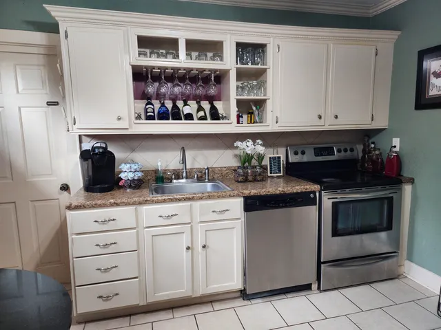 $179,900 | 135 Southeast Oak Street, Madison, FL 32340