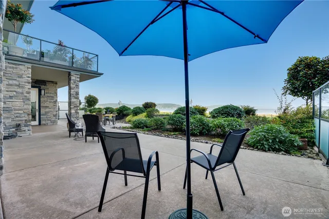 $1,625,000 | 5105 Grand Loop, Unit 105, Tacoma, WA 98407