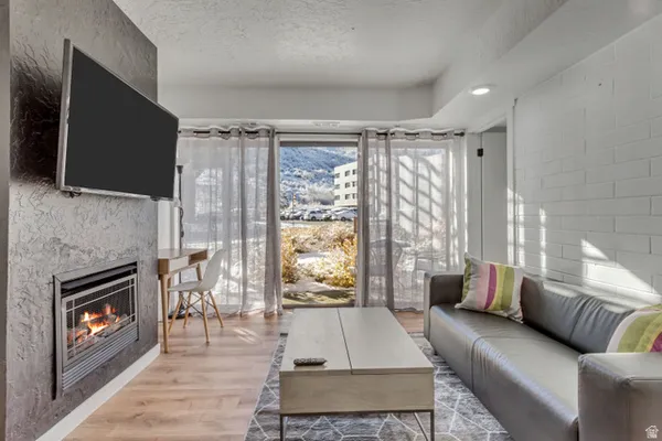 $429,000 | 2000 Prospector Avenue, Unit 101, Park City, UT 84060