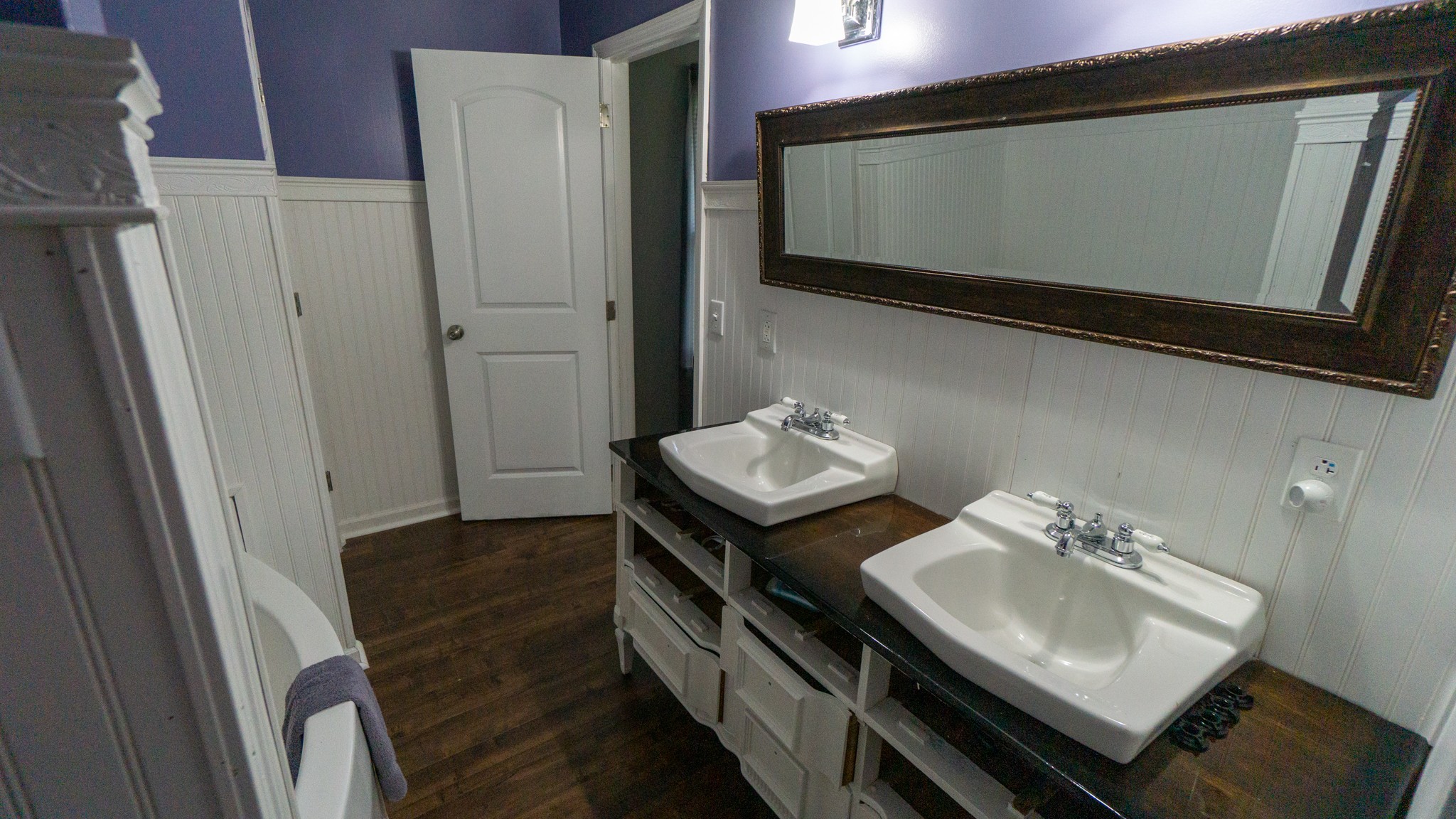 424 Dorris Road Portland, TN 37148 - Photo 13 of 48 a bathroom with 2 sink and a mirror
