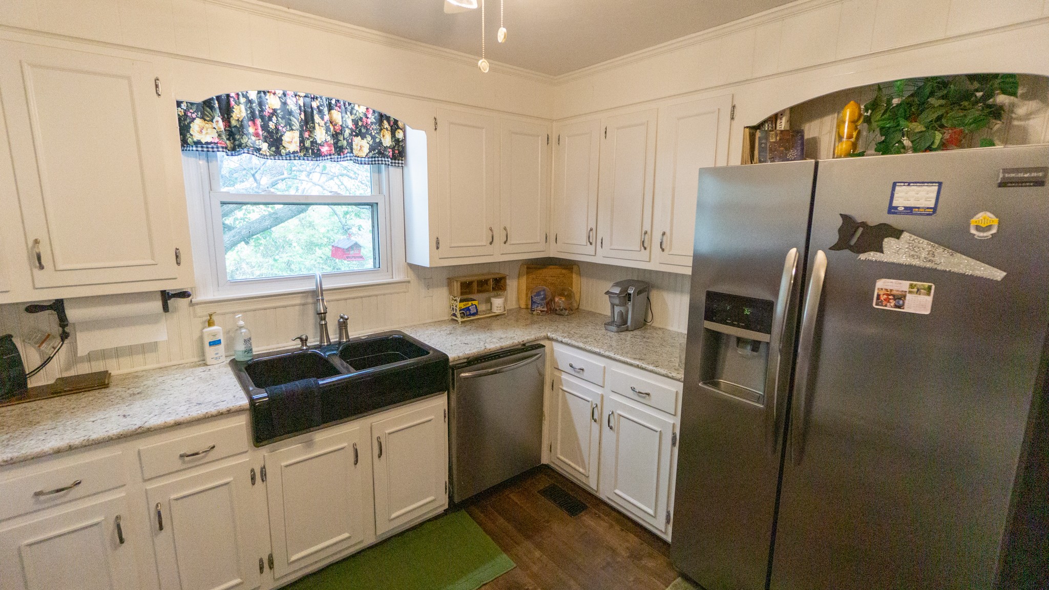 424 Dorris Road Portland, TN 37148 - Photo 16 of 48 a kitchen with stainless steel appliances a refrigerator sink and cabinets