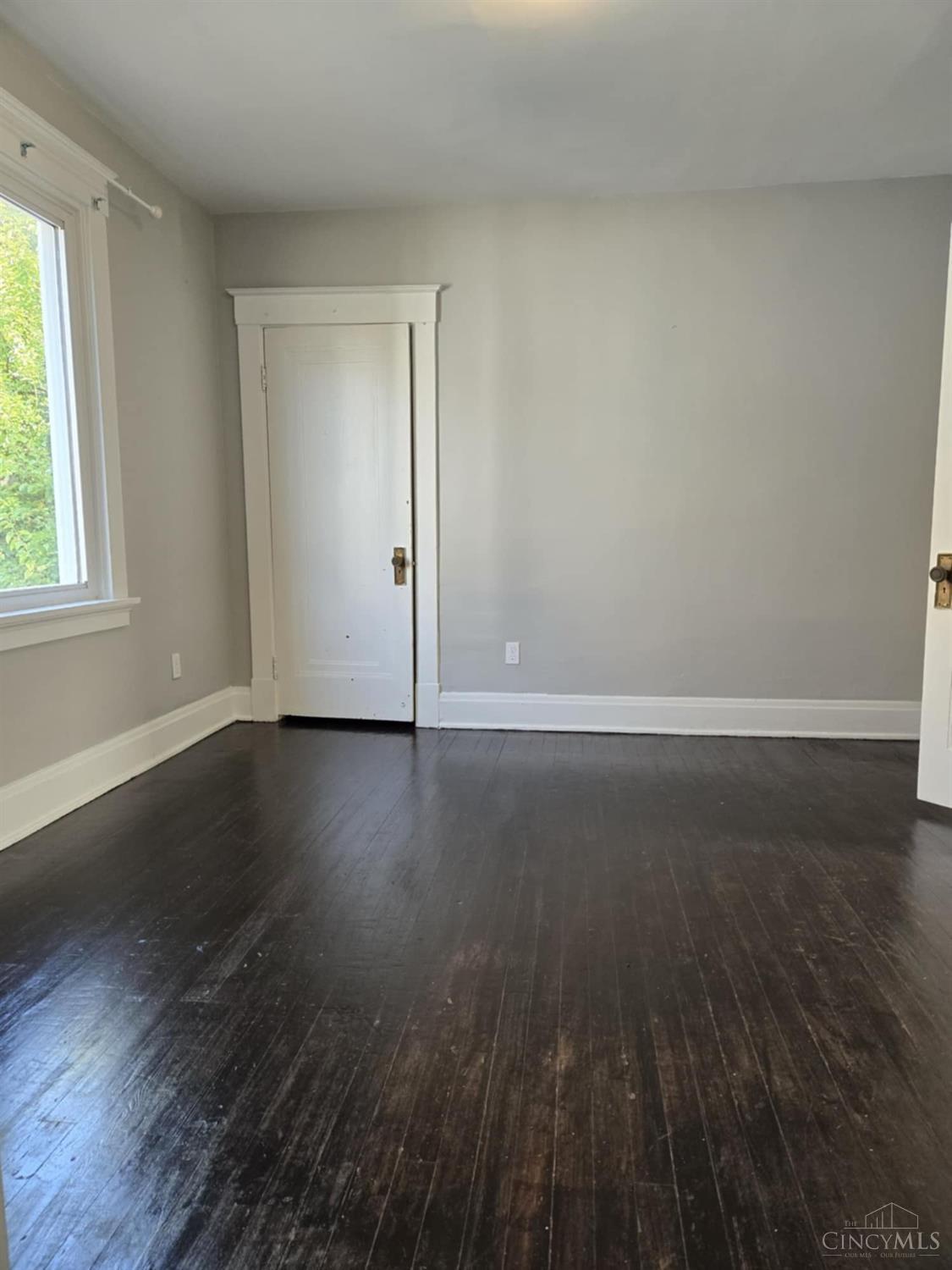 4766 Rapid Run Road Cincinnati, OH 45238 - Photo 6 of 7