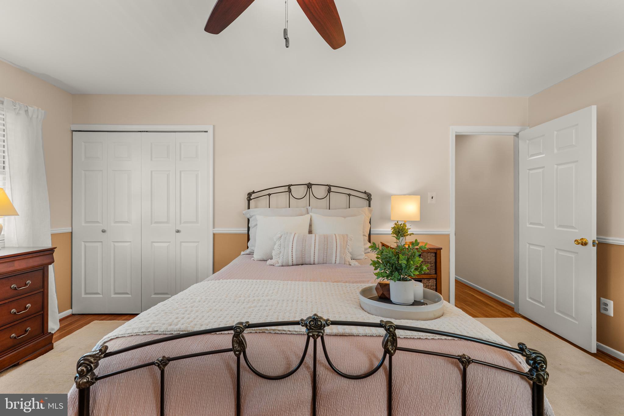 6703 Norview Court Springfield, VA 22152 - Photo 24 of 49 Primary Suite