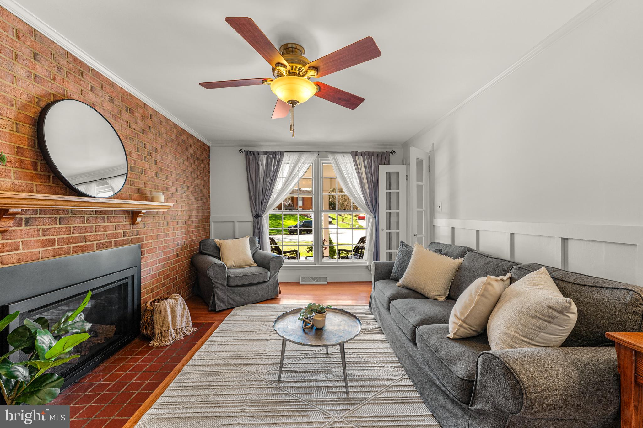 6703 Norview Court Springfield, VA 22152 - Photo 3 of 49 Family Room Off of Kitchen