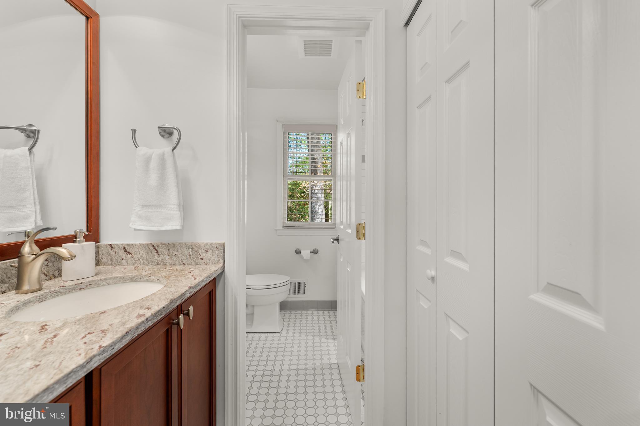 6703 Norview Court Springfield, VA 22152 - Photo 34 of 49 Hallway Bathroom