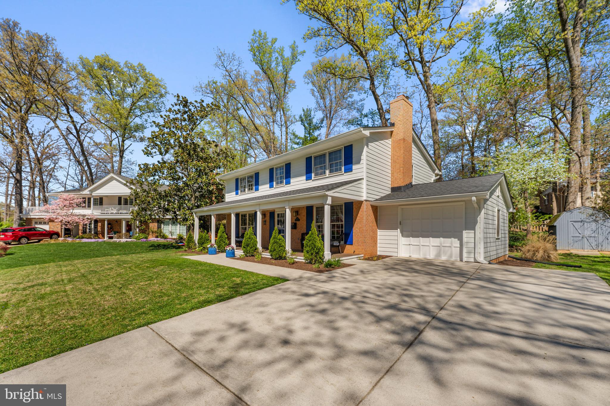 6703 Norview Court Springfield, VA 22152 - Photo 41 of 49 Oversized Driveway and Garage