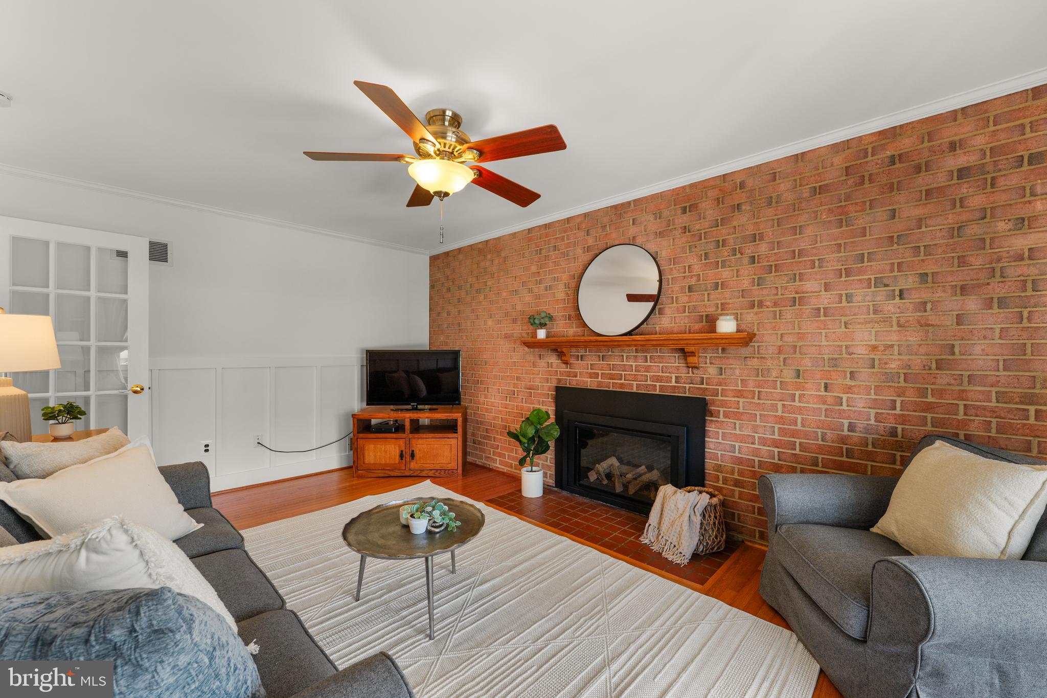 6703 Norview Court Springfield, VA 22152 - Photo 8 of 49 Family Room Off of Kitchen