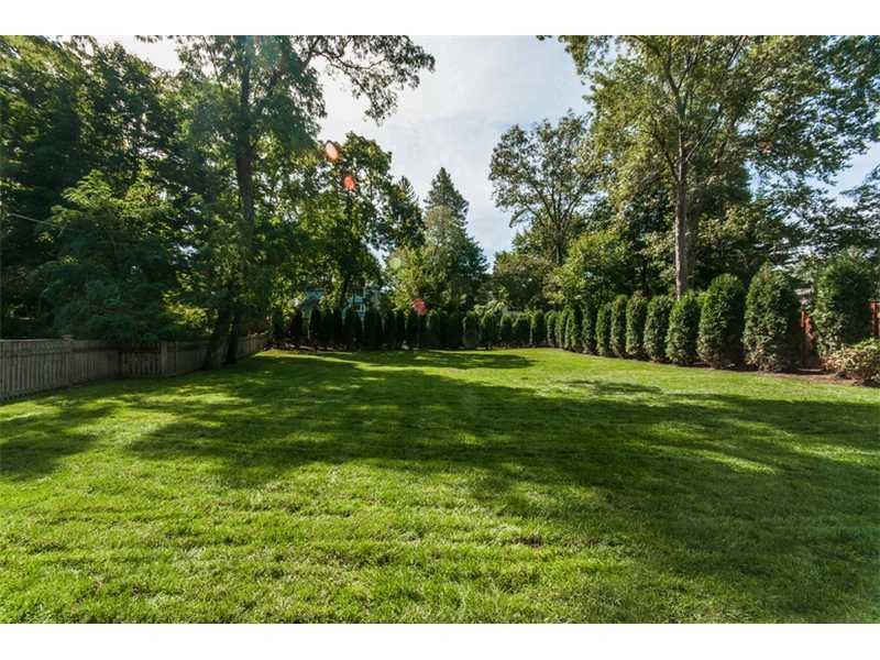 Undisclosed Address Riverside, CT 06878 - Photo 20 of 25 a view of a park