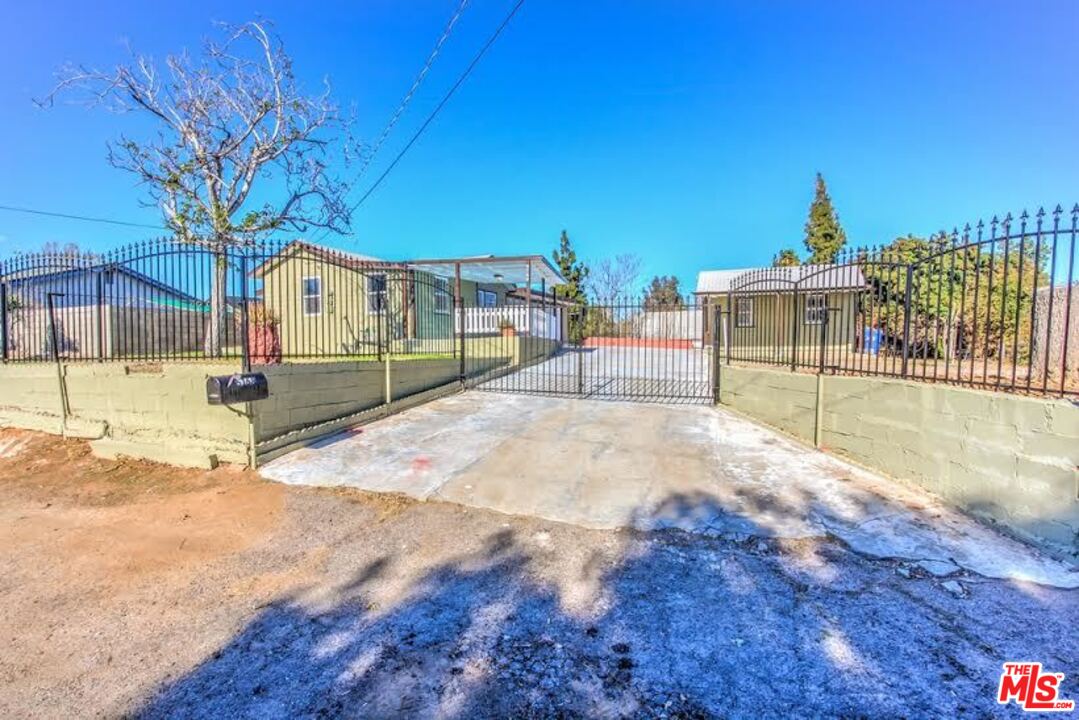 5168 Hedrick Avenue Riverside, CA 92505 - Photo 2 of 10
