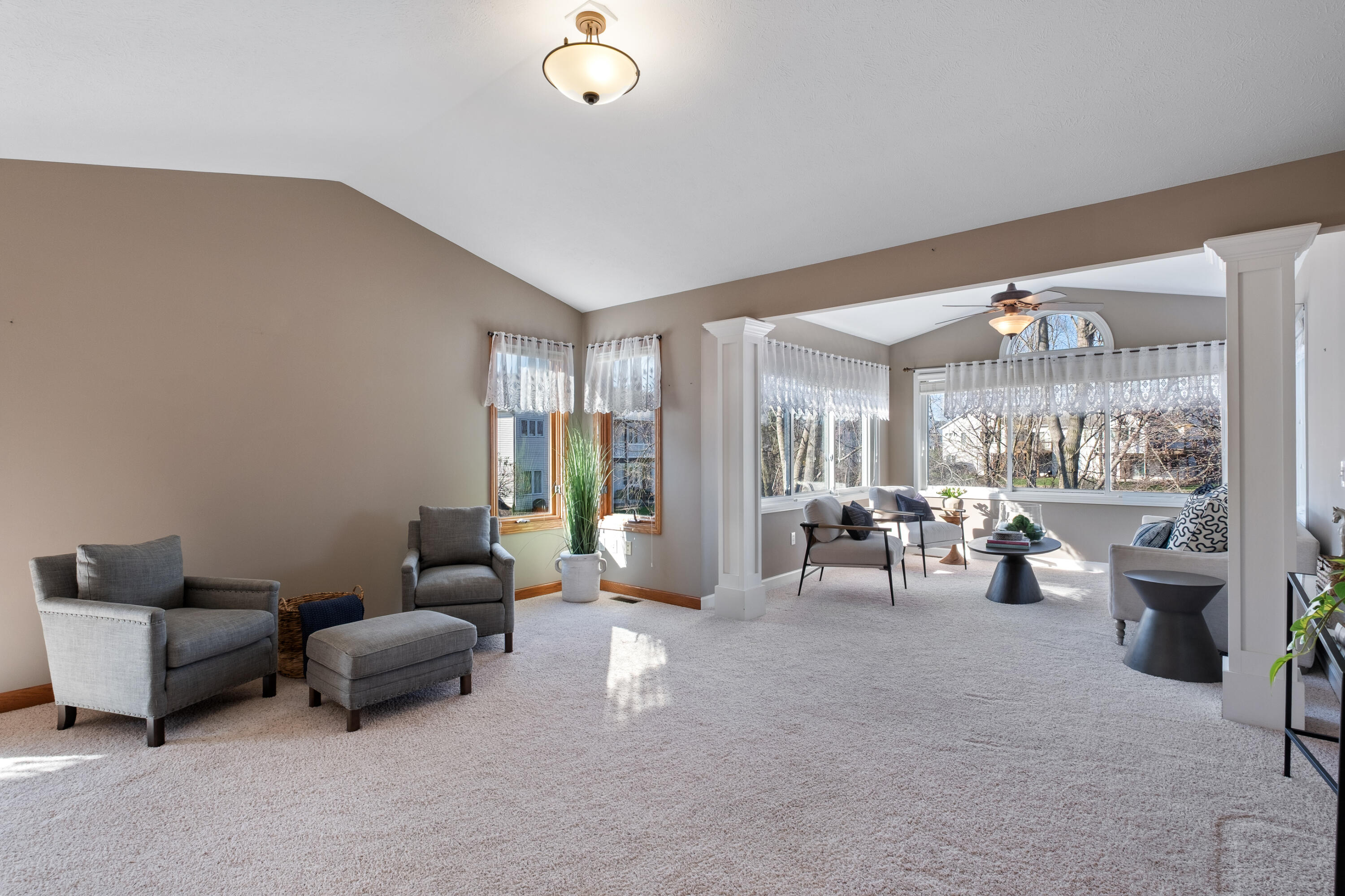 79 Jason Ridge Court Southwest Grand Rapids, MI 49534 - Photo 12 of 27 Living Room