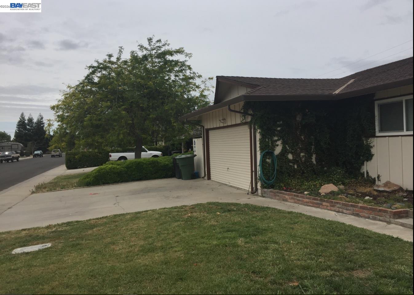 953 Seventh Street Ripon, CA 95366 - Photo 2 of 11