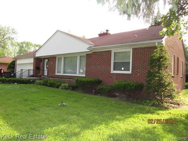8442 Harding (17).jpg