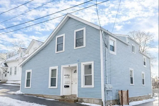 $339,900 | 42 Mechanic Street, Spencer, MA 01562
