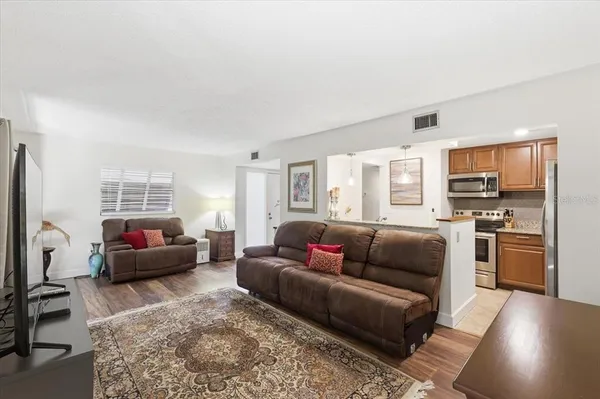 $177,000 | 130 Jasmine Woods Court, Unit 4A, Deltona, FL 32725