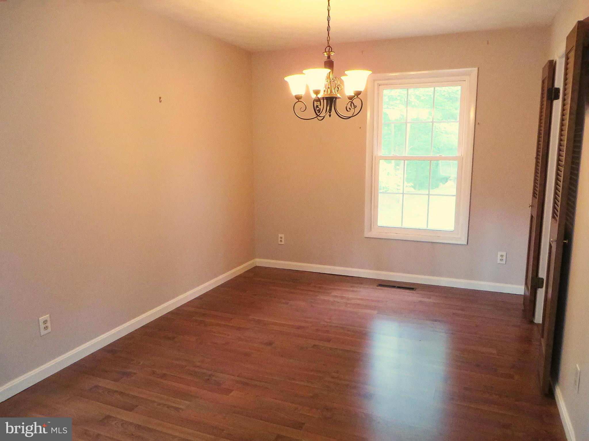 25085 Morgan Road Hollywood, MD 20636 - Photo 11 of 29 Dining room