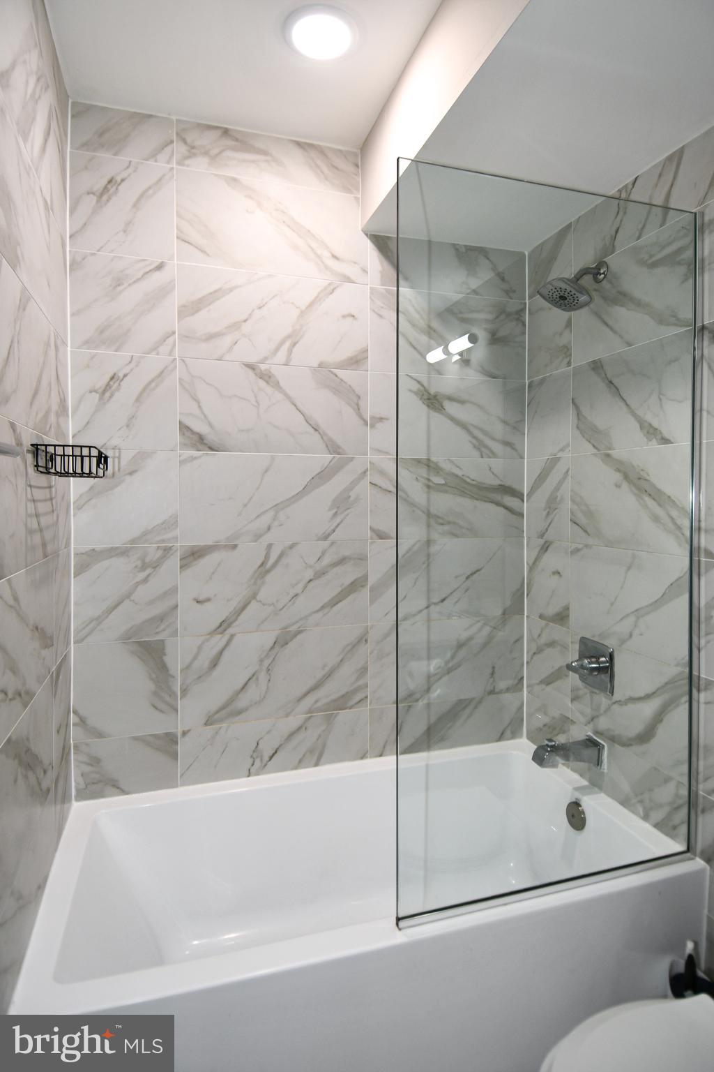 1040 Bladensburg Road Northeast, Unit 0B Washington, DC 20002 - Photo 17 of 21 Modern tiles