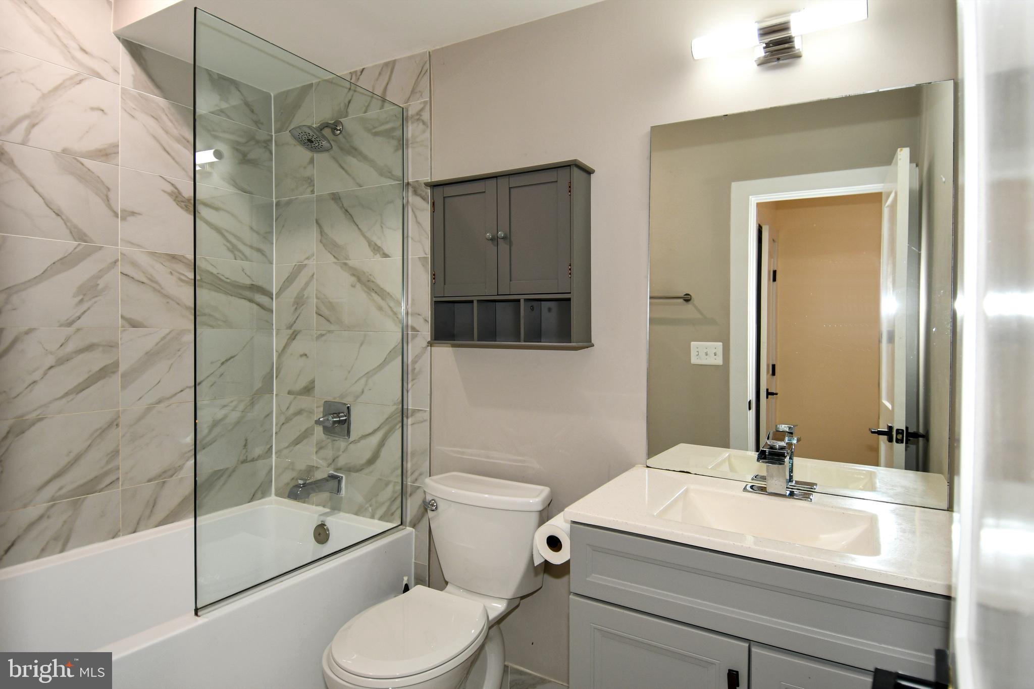1040 Bladensburg Road Northeast, Unit 0B Washington, DC 20002 - Photo 18 of 21 Full bath with soaking tub