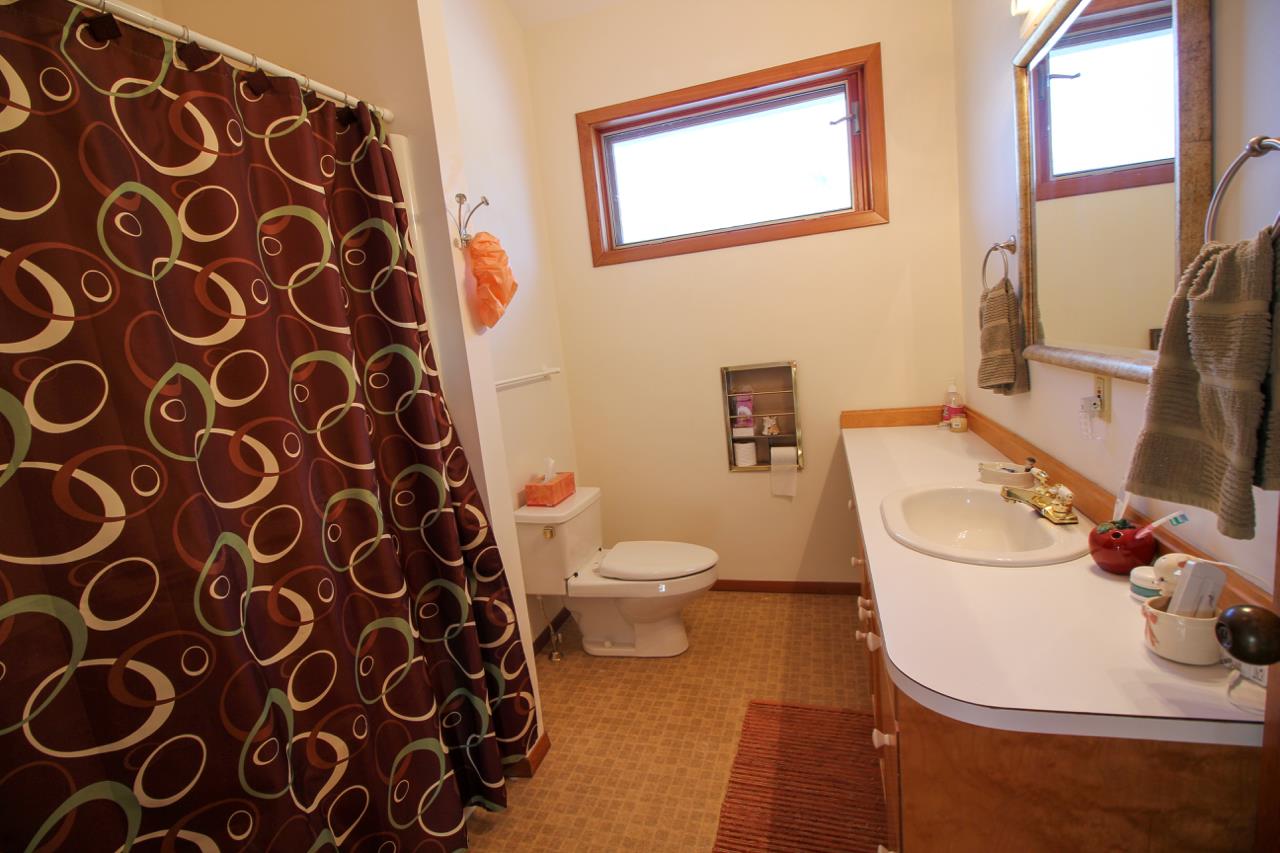 84 Old Street Road Peterborough, NH 03458 - Photo 19 of 23 Gallery Image 19