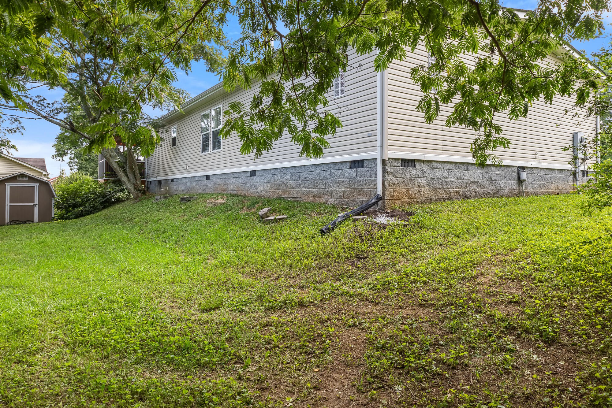 1475 Durkee Road Southeast Cleveland, TN 37323 - Photo 3 of 27