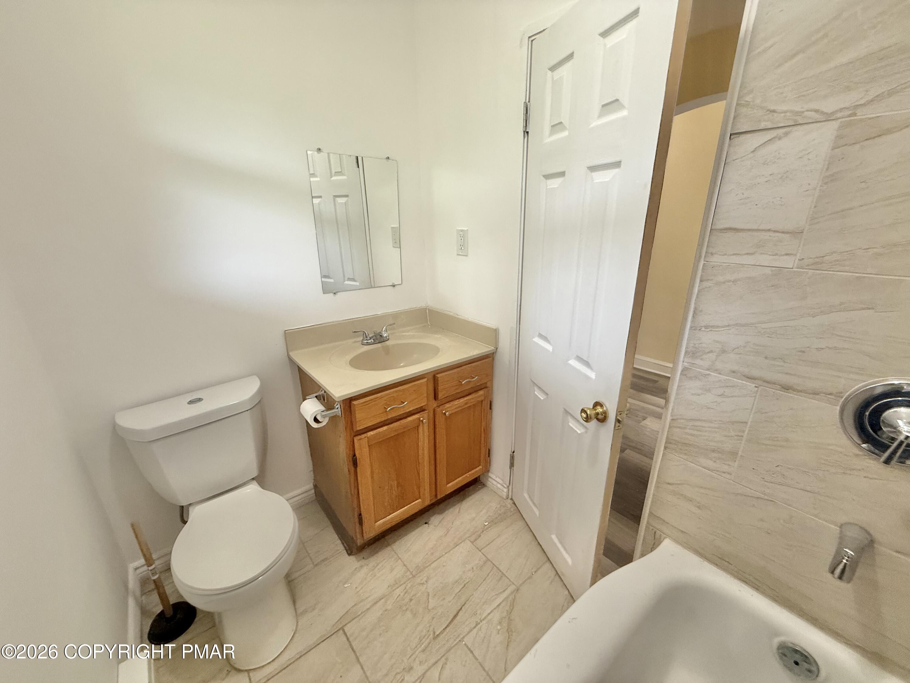309-311 East Ridge Street Lansford, PA 18232 - Photo 23 of 47 IMG_4620