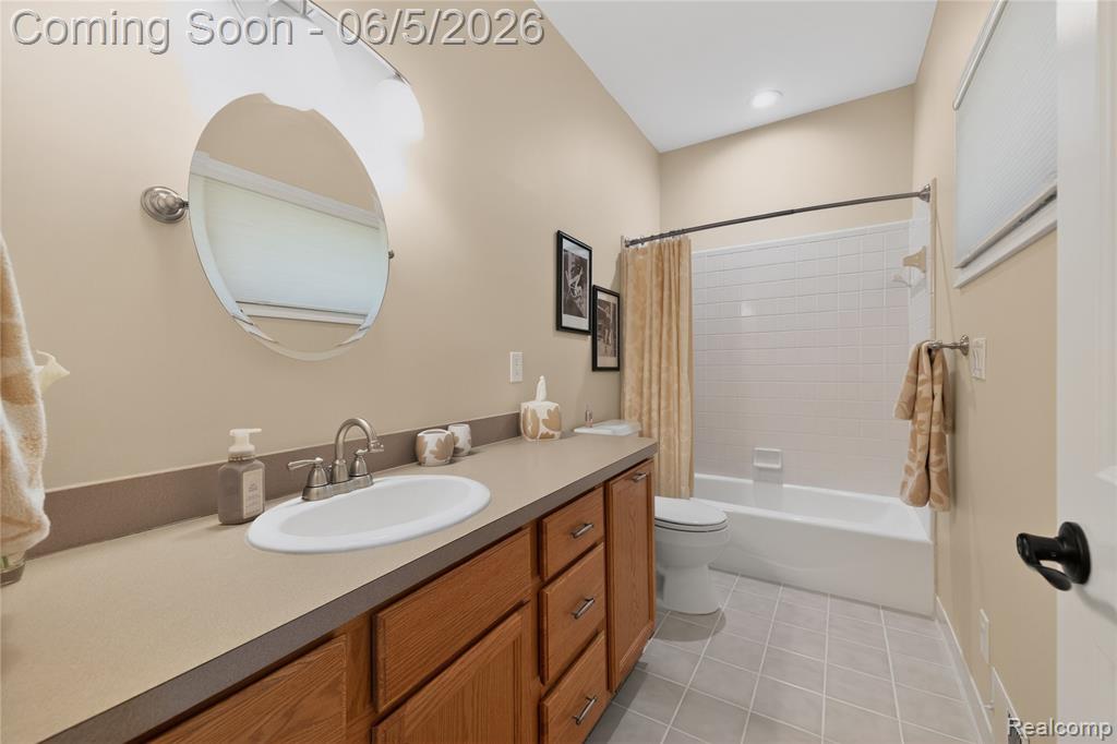 18124 Meridian Road Grosse Ile, MI 48138 - Photo 49 of 74