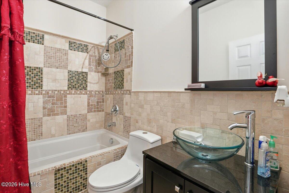 5135 Primland Lane Raleigh, NC 27610 - Photo 33 of 52 Downstairs Bathroom