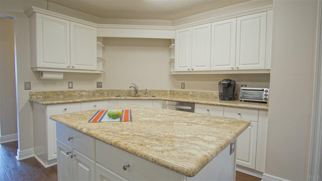 3029 Red Fern Road Cantonment, FL 32533 - Photo 11 of 43