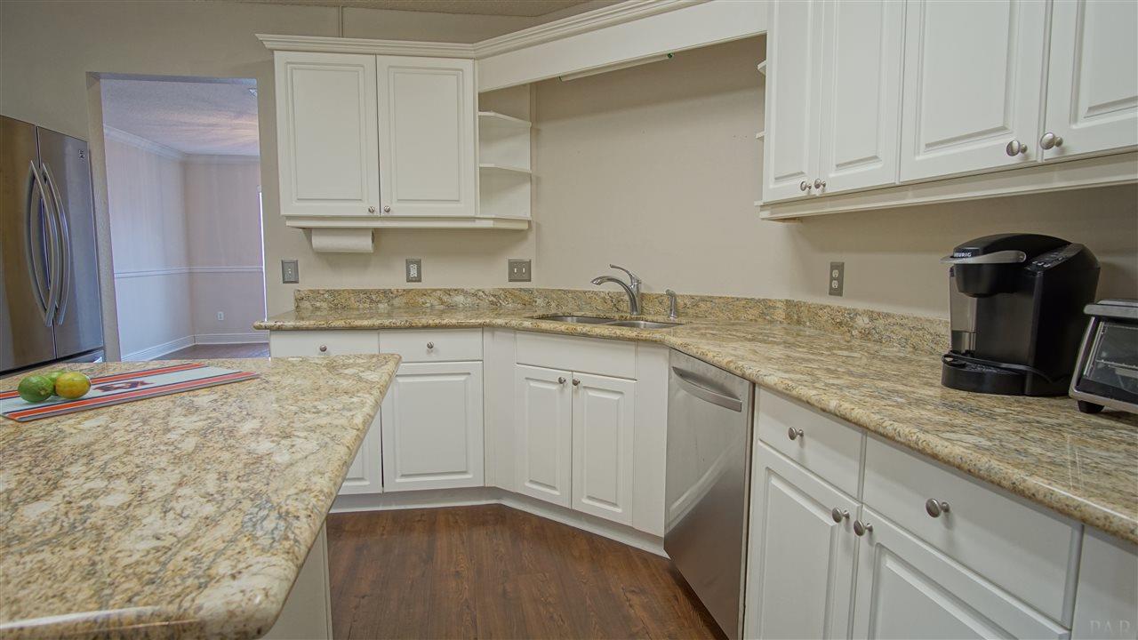 3029 Red Fern Road Cantonment, FL 32533 - Photo 13 of 43