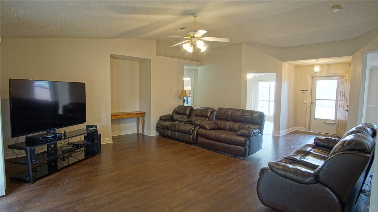 3029 Red Fern Road Cantonment, FL 32533 - Photo 7 of 43