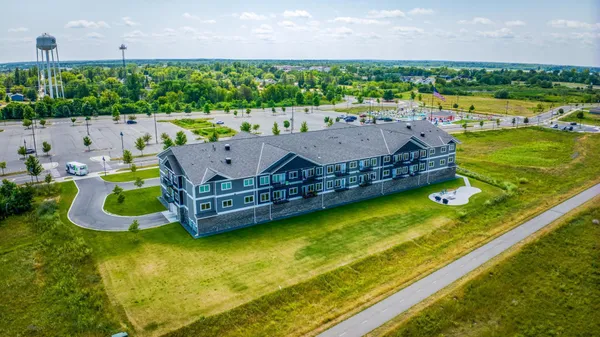 $280,000 | 715 Lake Shore Drive Northeast, Unit 200, Bemidji, MN 56601