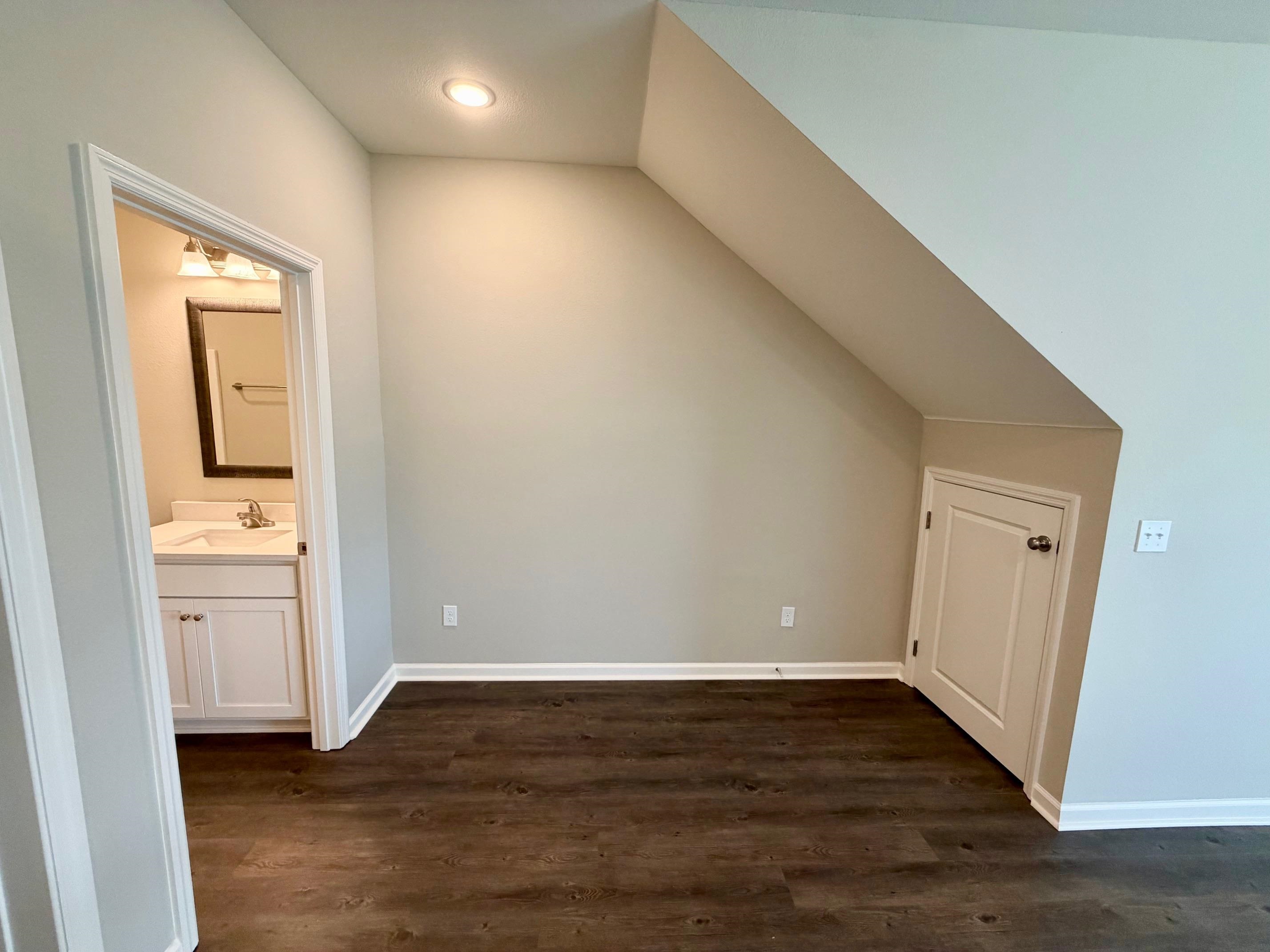 1974 Midyette Road, Unit 711 Tallahassee, FL 32301 - Photo 5 of 11
