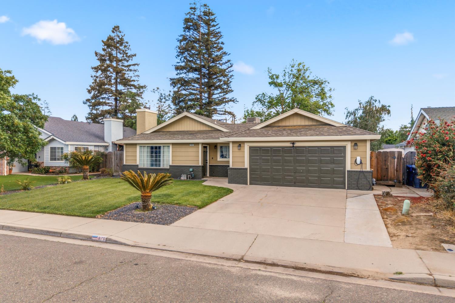 970 West Tuolumne Road Turlock, CA 95382 - Photo 2 of 28