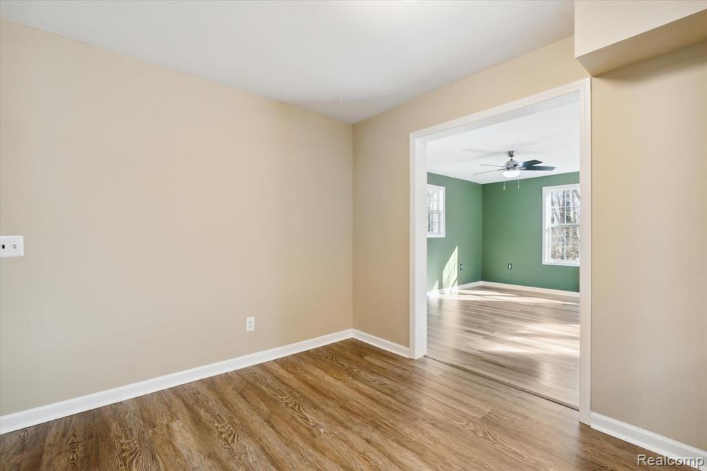 5245 Dutton Road Gregory, MI 48137 - Photo 13 of 58