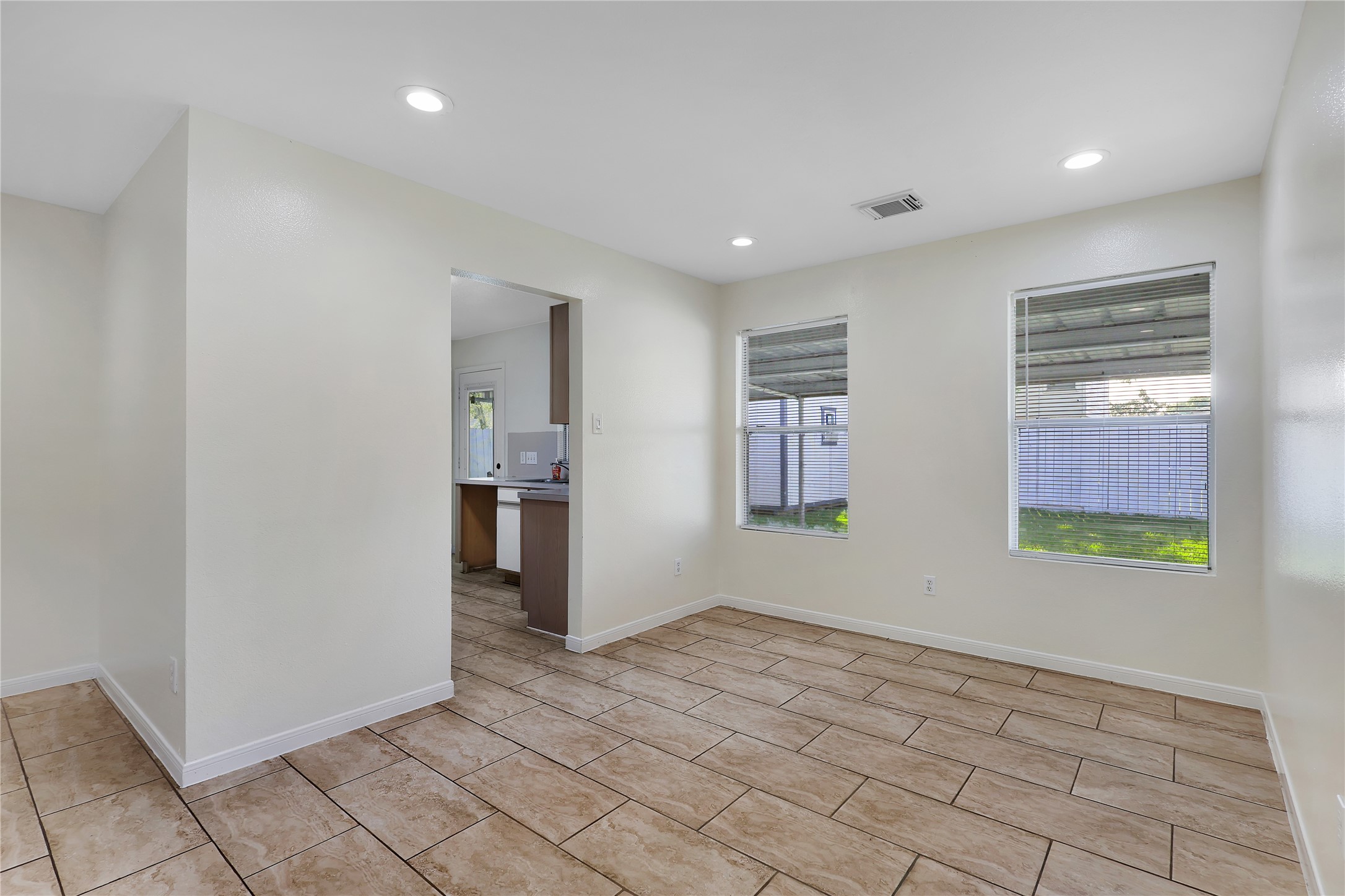1117 Willersley Lane Channelview, TX 77530 - Photo 16 of 27 a view of an empty room with a window