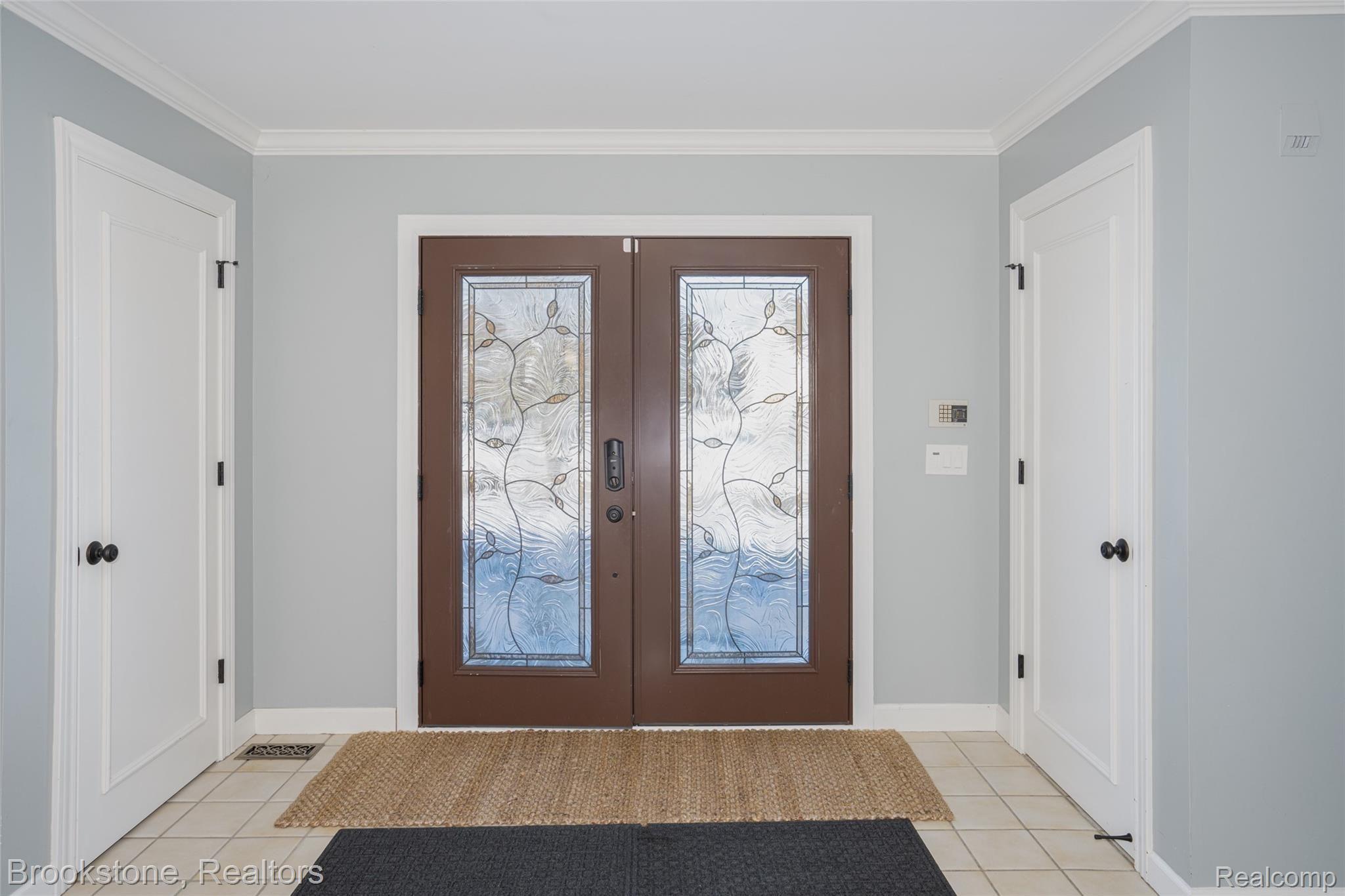 1039 Stony Pointe Boulevard Rochester, MI 48307 - Photo 11 of 61 1039 Stony Pointe Blvd Rochester.jpg