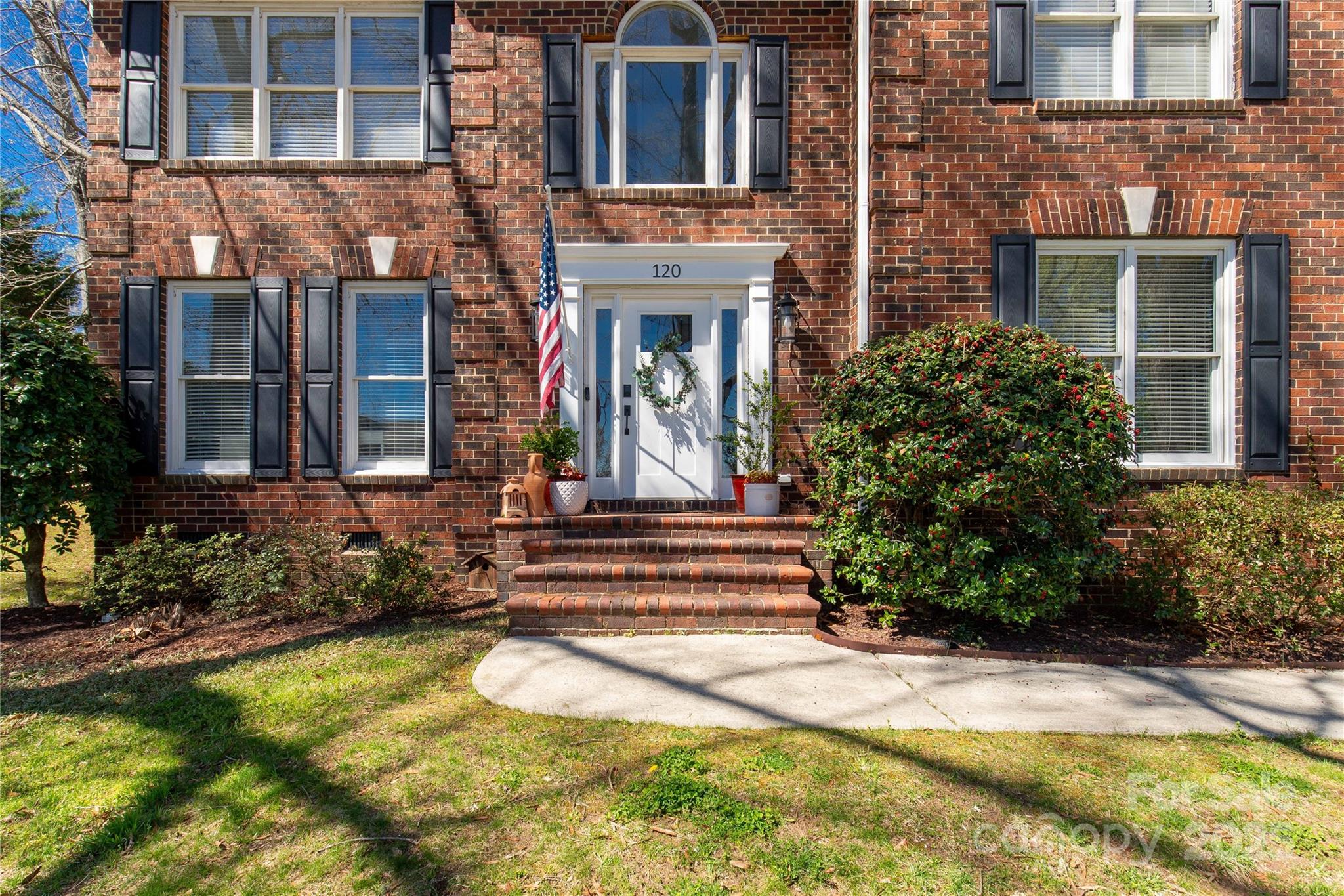 120 Fairwind Court Fort Mill, SC 29708 - Photo 3 of 48
