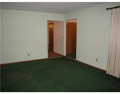 4843 East County Line Road Springfield, OH 45502 - Photo 7 of 25