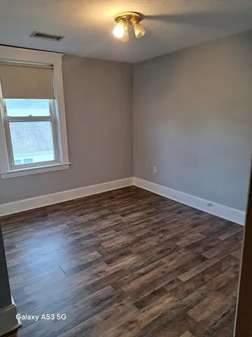 $2,500 | 16 Houghton Street, Unit 2, Worcester, MA 01604