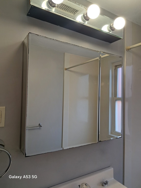 16 Houghton Street, Unit 2 Worcester, MA 01604 - Photo 15 of 33