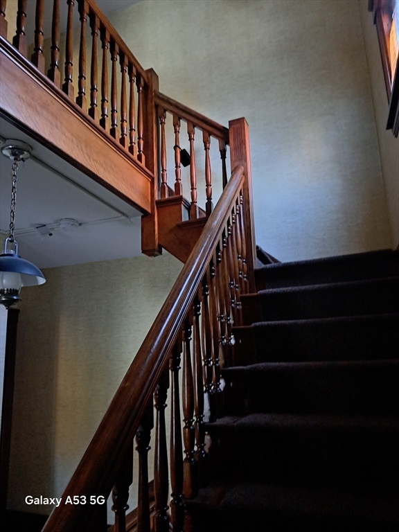 16 Houghton Street, Unit 2 Worcester, MA 01604 - Photo 19 of 33