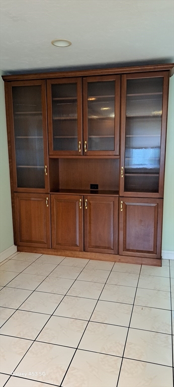 16 Houghton Street, Unit 2 Worcester, MA 01604 - Photo 32 of 33