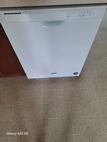 $2,500 | 16 Houghton Street, Unit 2, Worcester, MA 01604