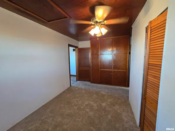 $119,900 | 2608 Highway 17, Toluca, IL 61369