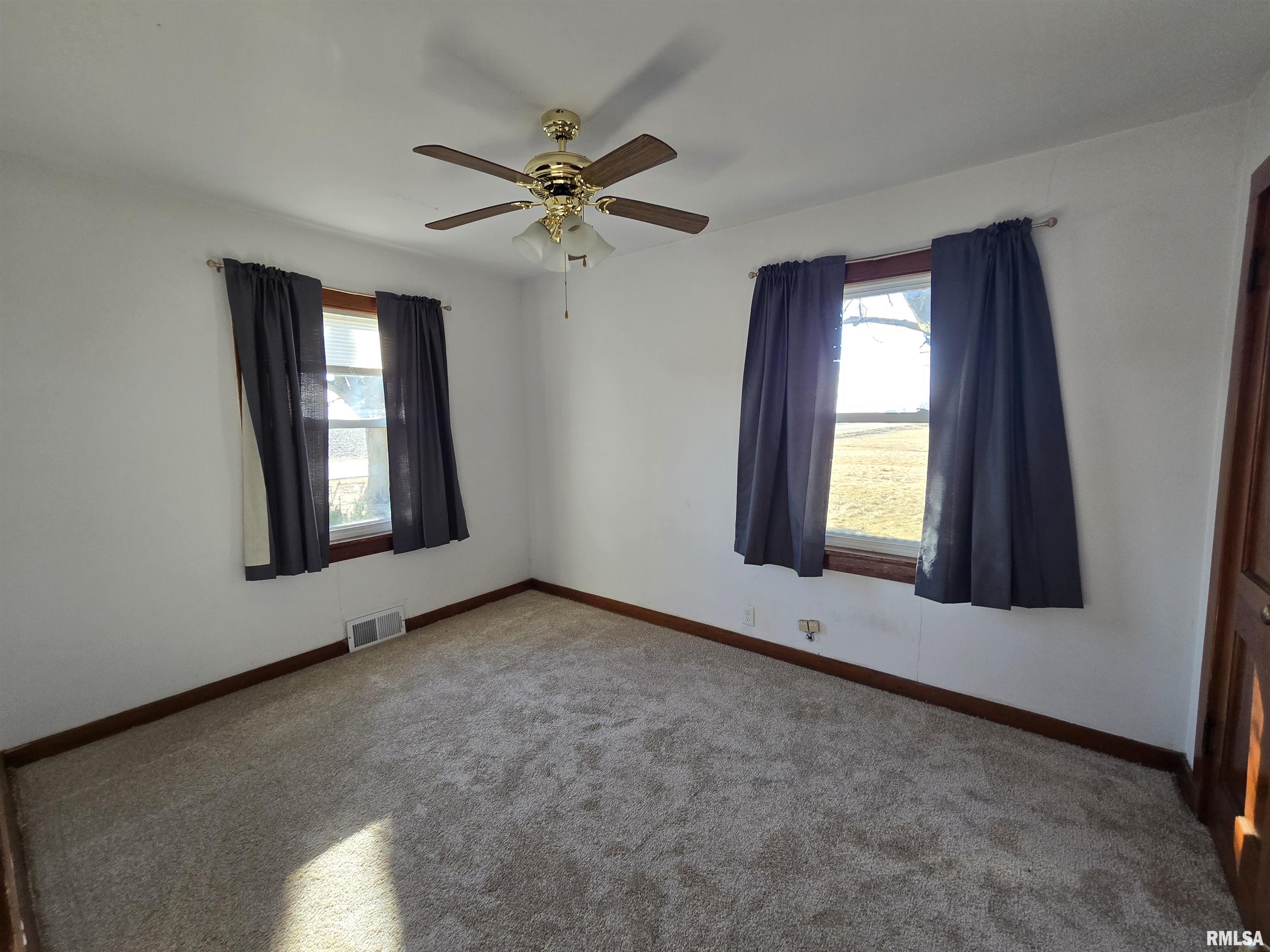 2608 Highway 17 Toluca, IL 61369 - Photo 13 of 18