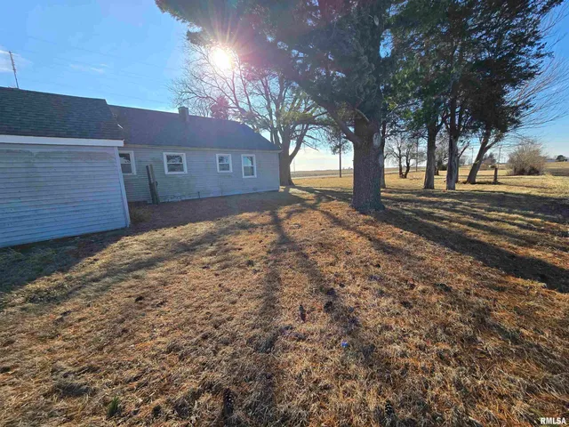 $99,900 | 2608 Highway 17, Toluca, IL 61369