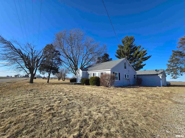 $99,900 | 2608 Highway 17, Toluca, IL 61369